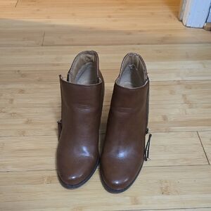 New Directions Brown Ankle Booties